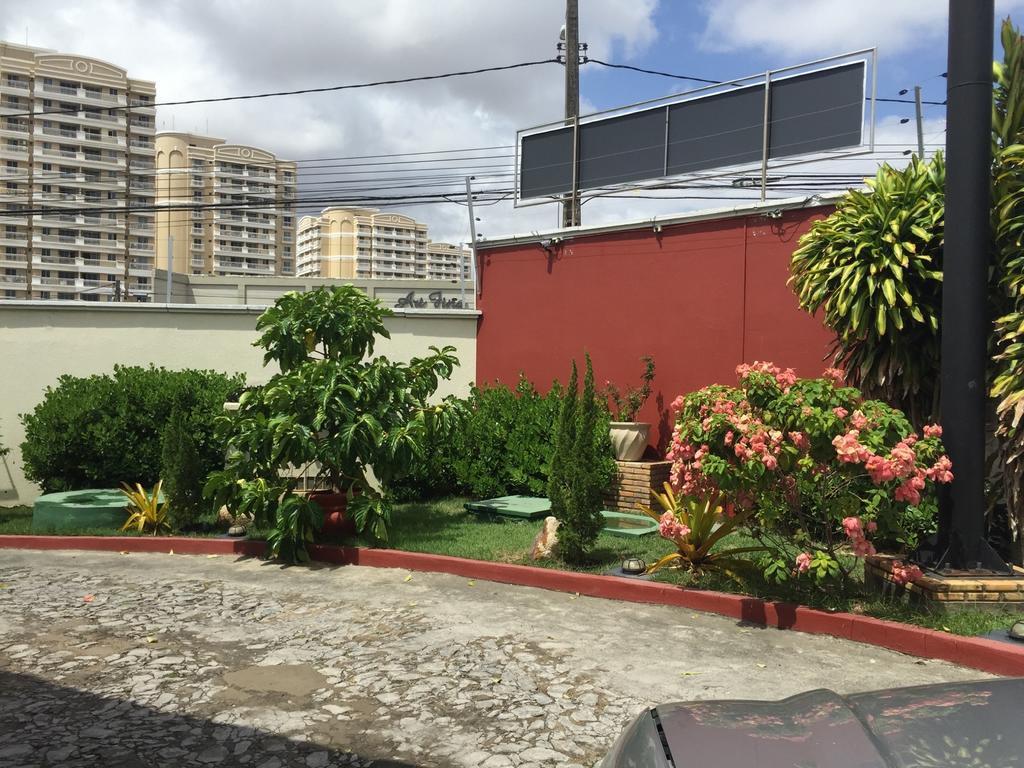 Bali Motel (Adults Only) 福塔雷萨 外观 照片